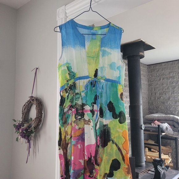 Colorful Sleeveless Dress - Picture 3 of 7
